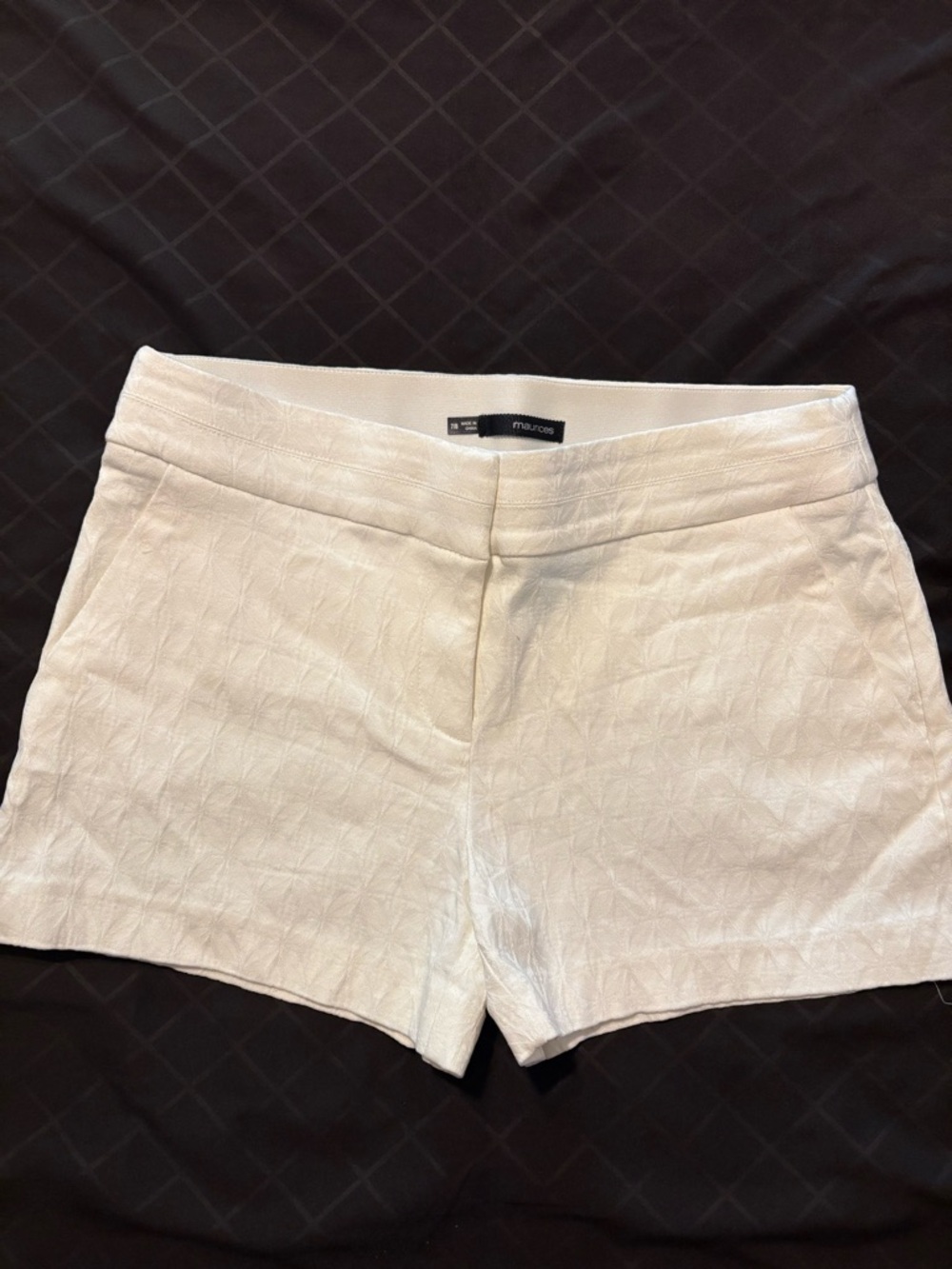 Maurices Cream High-Waist Textured Women’s Shorts
